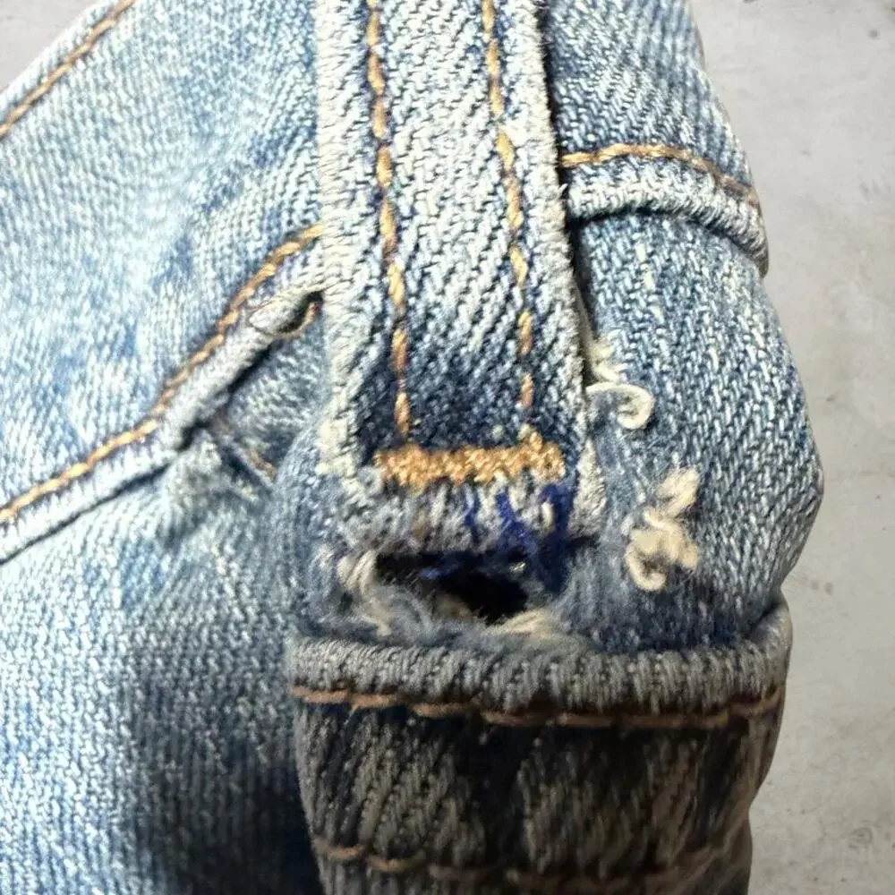 Levis 501 blue jeans denim